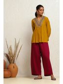 Yellow color option, Currently selected