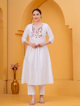 ARAMYA - White Embroidered Round Neck Kurta with Pant