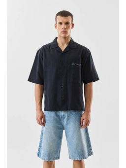 Snitch - Black Solid Half Sleeves Boxy Casual Shirt For Men