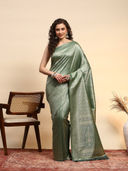 Green color option, Sold out, Currently selected