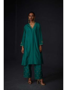 BRIH - Evergreen Embroidered Kurta with Pant (Set of 2)