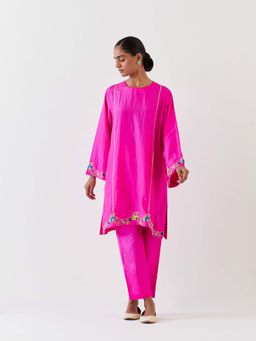 BRIH - Pink Embroidered Kurta with Pant (Set of 2)