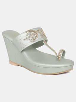 W - Embroidered Pastel Green One Toe Wedges