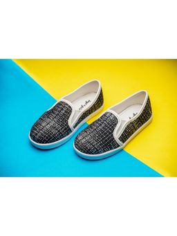 BOYZ N GALZ - Black Karman Sneakers