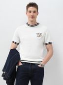 White color option, Currently selected