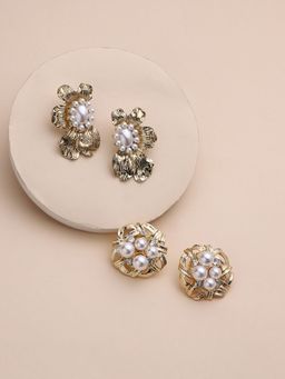 Sohi - Womens Flower Pearl Stud Earrings - Champagne Gold