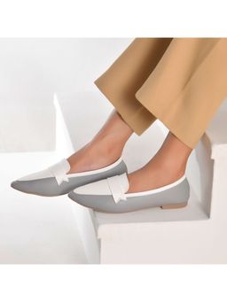 La Fiza - THE DUO - Pebble Grey and Vanilla Pointed Loafers