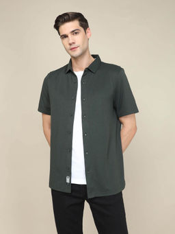 Technosport - Charcoal Men Solid Regular Fit Spread Collar Casual Shirt