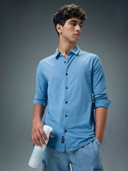 Technosport - Blue Men Solid Regular Fit Spread Collar Casual Shirt