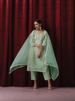 Triyah - Sage Green Cotton Silk Kurta with Cotton Pant and Chanderi Dupatta (Set of 3)