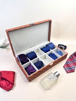 La Trove - Tan Premium Vegan Designer Leather 10 Slot Tie Organizer