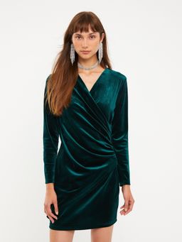 LC WAIKIKI - Double Breasted Collar Straight Long Sleeve Velvet Womens Dress