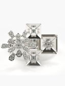 White Gold color option