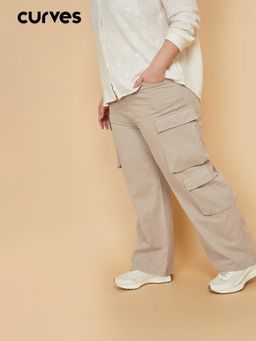 max - Beige Solid Regular Cotton Trouser