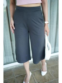 MLADA - Charcoal Solid Regular Cotton Blend Capri