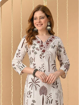 Surhi - Off White-Brown Cotton Floral Printed Embroidered Kurta