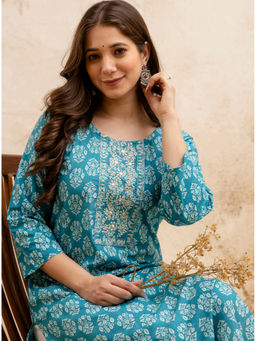 Surhi - Blue Cotton Floral Printed Embroidered Kurta