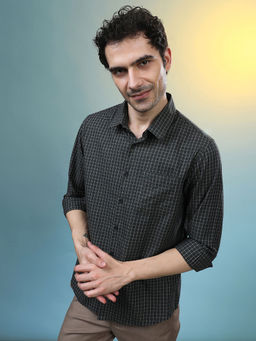 Crocodile - Men Green Regular Fit Checks Shirt