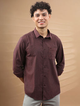 Crocodile - Men Wine Regular Fit Checks Shirt