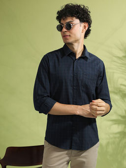 Crocodile - Men Navy Blue Regular Fit Checks Shirt