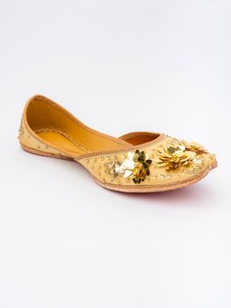 NR by Nidhi Rathi - Embellished Gold Juttis