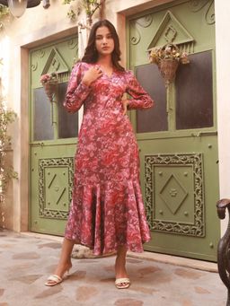 IS.U - Women Pink Floral Midi Dress