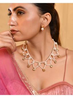 Silvermerc Designs - Women Pearl Mala with Teardrop Kundan Pendant and Earrings