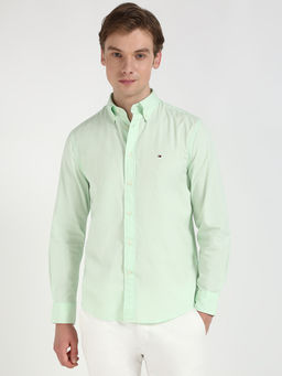 Tommy Hilfiger - Men Green Solid Shirt