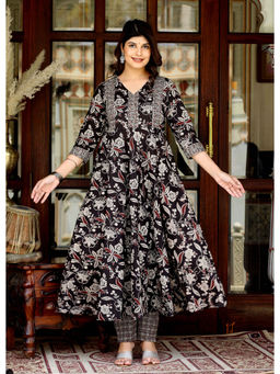 Doriyaan - Women Yoke Embroidery Anarkali Kurta with Pant (Set of 2)