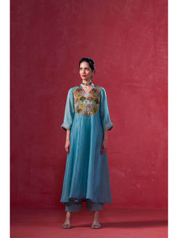 Sukruti Design - Women Blue Viscose Kurta with Pant Set