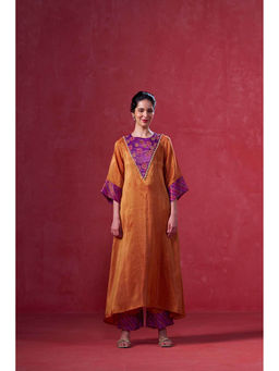 Sukruti Design - Women Orange Viscose Kurta with Pant Set