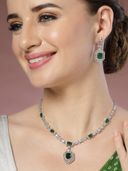 Green color option, Currently selected