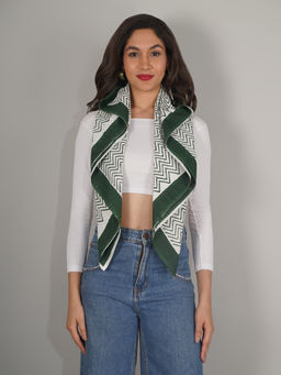 Moda Chales - Green Sanganeri Hand Block Printed Pure Cotton Square Scarf