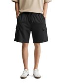 Black color option, Currently selected