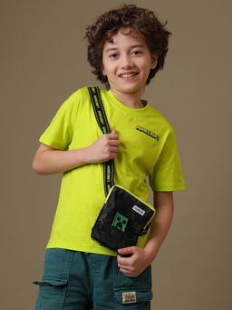 Kidsville - Green Official Minecraft T-Shirt With Detachable Sling Bag