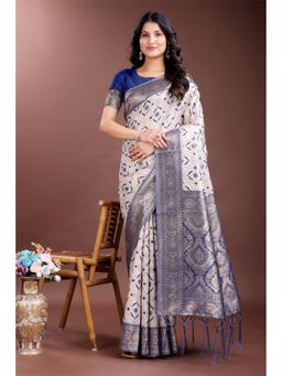 Mysilklove - Female White Geometric Saree with Unstitched Blouse