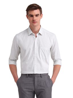 Arrow - Men White Checks Full Sleeves Collar Neck Formal Shirt