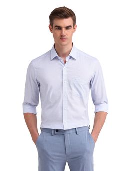 Arrow - Men Blue Checks Full Sleeves Collar Neck Formal Shirt