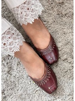 Desi Colour - Leather Brown Juttis