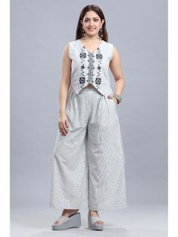 Cotton Culture - White Cotton Embroidered Co-Ord (Set of 2)