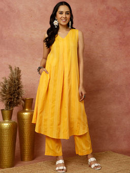 Jaipur Kurti - Yellow Sleeveless A-line Kurta With Pants Co-Ord (Set of 2)