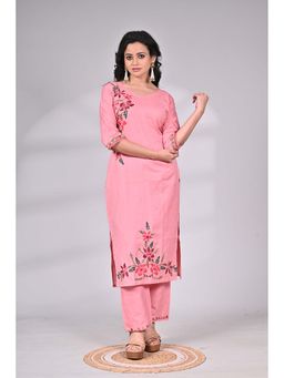 SAANTHA - Pink Cotton Hand Painted & Embroidered Kurta with Pant