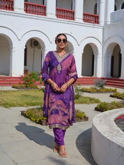 Gahan - Womens Purple Organza Kurta with Pant & Dupatta