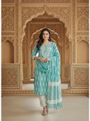 Green color option, Sold out, Currently selected