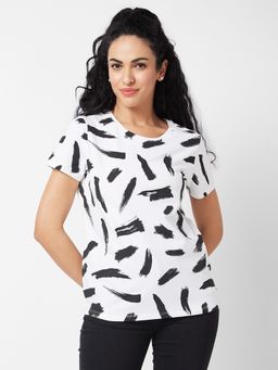 Spykar - Women Round Neck Half Sleeves White T-Shirt