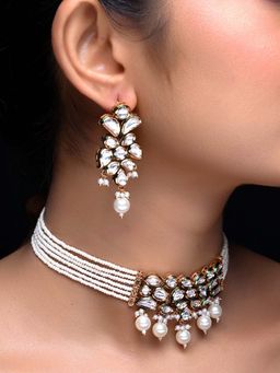 AG'S - Kundan Choker With White Pearls