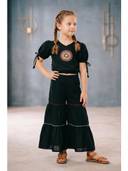 Black color option, Currently selected