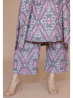 The Indian Ethnic Co. - Yashi Multi Handloom Ikkat Cotton Straight Pant