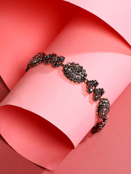 Sohi - Women Oval Cluster Bracelet Dark Silver