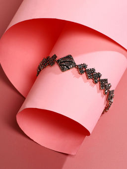 Sohi - Women Square Crystal Bracelet Silver